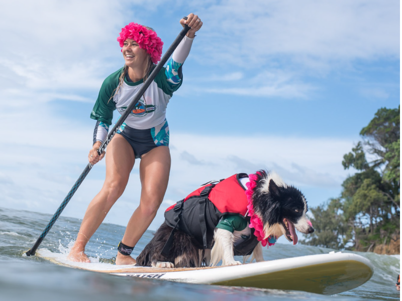 Chris and Rama at the 2018 Surfing Dog Championships